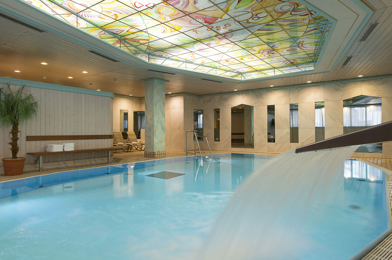 Pool Maritim Hotel Stuttgart